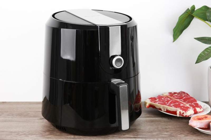 Review nồi chiên không dầu Kangaroo KG55AF1A: Thiết kế hiện đại, kích thước nhỏ gọn