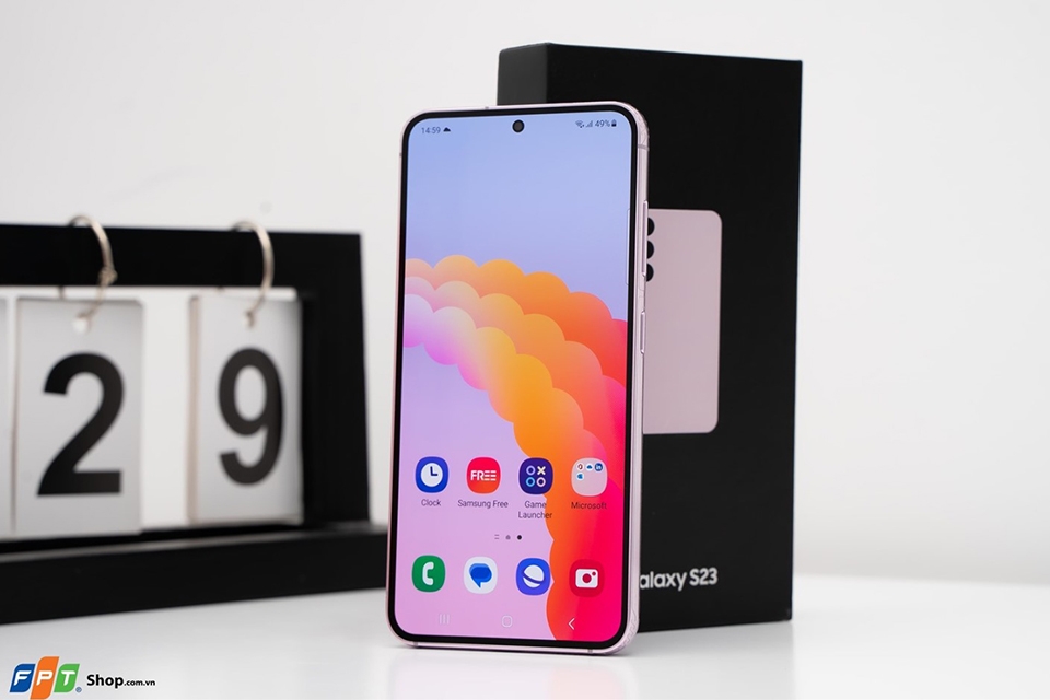 2023 rồi, liệu Galaxy S22 có còn đáng mua khi mà Galaxy S23 đang quá hot? 8