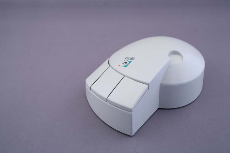 Lịch sử chuột máy tính: Hành trình từ thiết kế đầu tiên đến công nghệ hiện đại