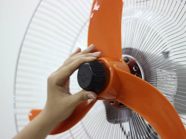 Tổng hợp nguyên nhân lỗi quạt không quay nhưng máy vẫn chạy và cách sửa phổ biến