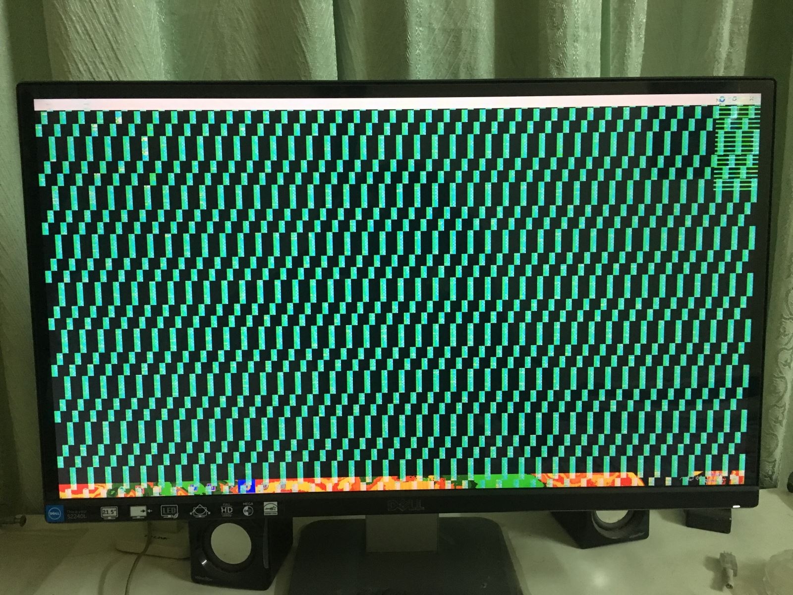 Card màn hình bị sọc