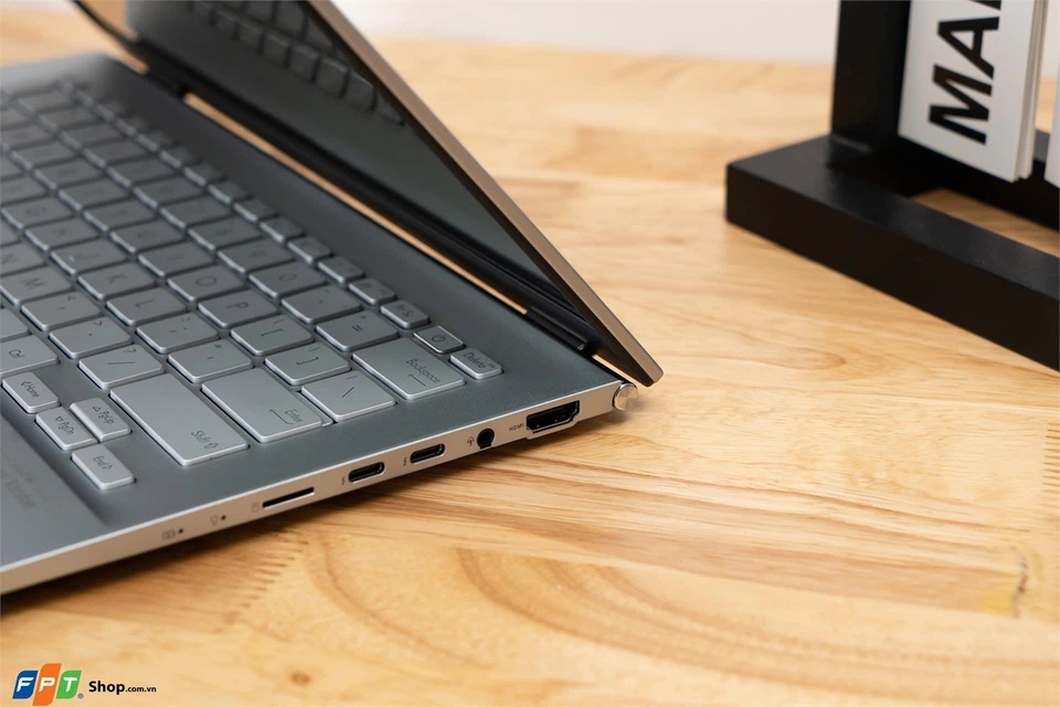 Asus Zenbook UX3402VA-KM203W