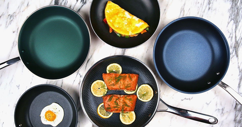 Cách chọn chảo chống dính tốt cần quan tâm bề mặt phủ chống dính