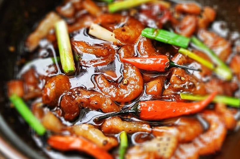 Cách làm cơm cháy kho quẹt bằng chảo chống dính bước 4