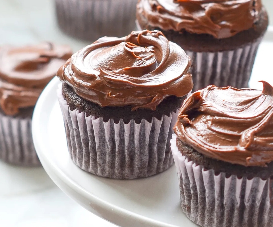 Cách nướng bánh Cupcake bằng lò vi sóng