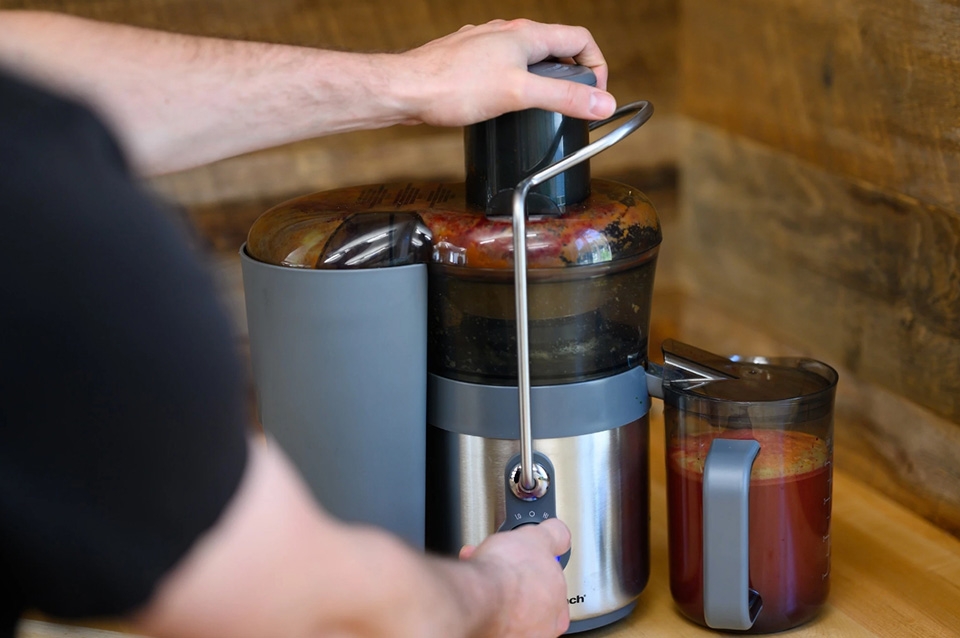 Mua máy ép chậm - Ảnh 06