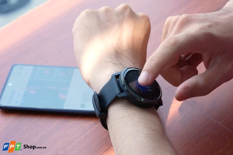 Trên tay và đánh giá Garmin Venu 2 series 20