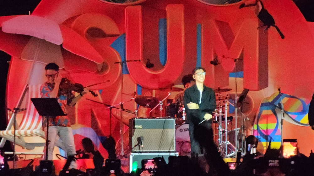 Thử lần đầu đi đu thần tượng bằng Galaxy S23 Ultra và cái kết