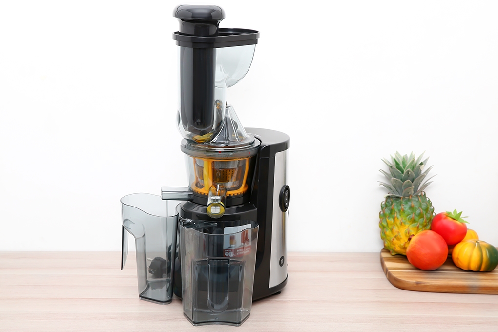 Máy ép trái cây Mishio MK313 sở hữu công suất hoạt động siêu mạnh và ổn định