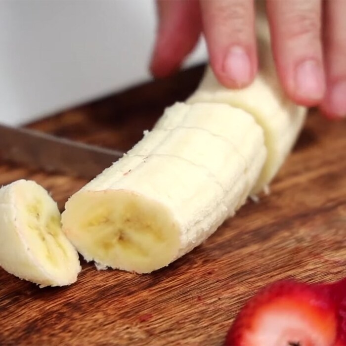 làm kem bằng máy ép chậm