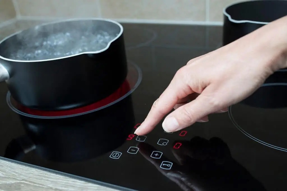 Sửa bếp từ tại nhà trường hợp nguồn điện đầu vào không ổn định