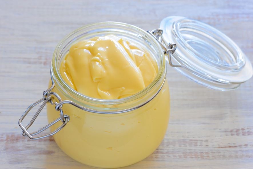 cách làm mayonnaise bằng máy xay sinh tố
