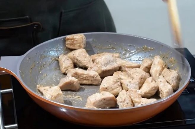 cách làm ruốc bằng máy xay sinh tố