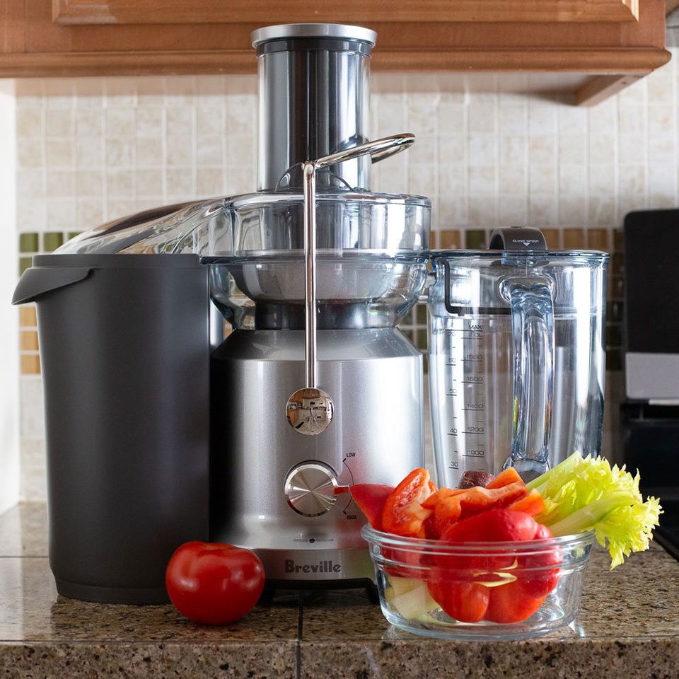 Máy ép trái cây bị rò điện - Ảnh 05