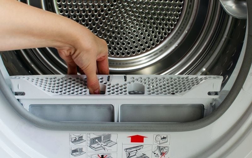 Sấy giày bằng máy sấy quần áo có làm hỏng máy sấy không