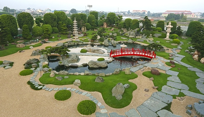 Công viên cá Koi Rin Rin Park