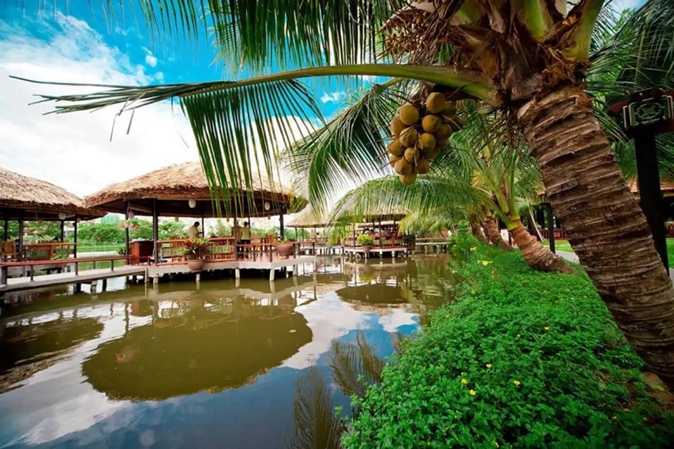 Khu du lịch Văn Thánh quận Bình Thạnh
