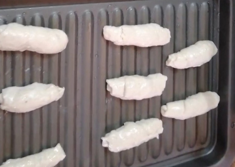 Nướng bánh mì bằng lò vi sóng (Ảnh 6)