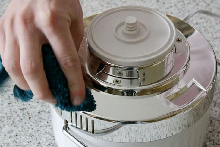 cách vệ sinh máy ép trái cây