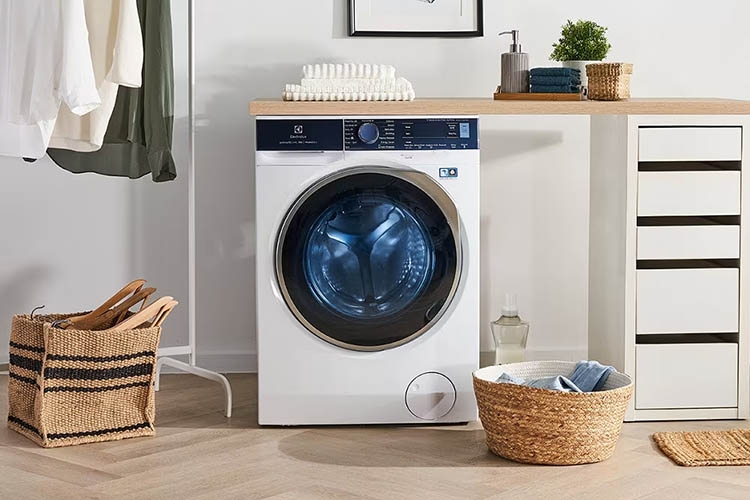 Máy sấy quần áo bơm nhiệt