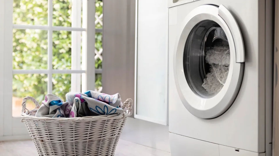 Cách bật máy sấy quần áo