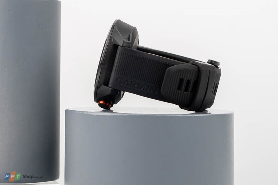 Trên tay Garmin Approach S62 12