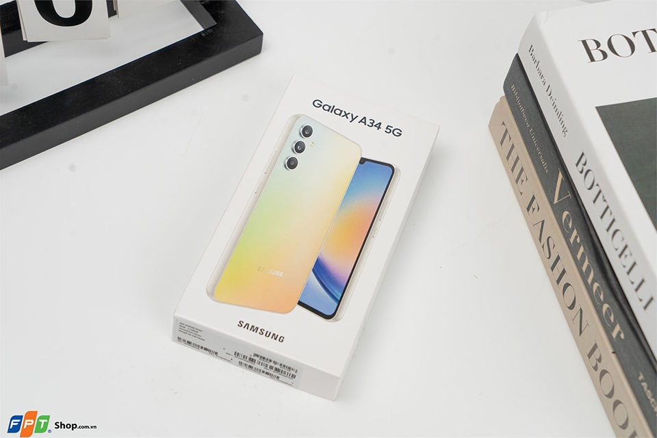 Ở nhà một mình vẫn “chill” hết mình cùng Samsung Galaxy A34 5G