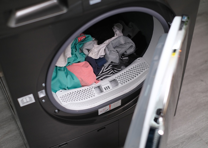 Máy sấy quần áo ngưng tụ là gì? Cấu tạo, ưu và khuyết điểm bạn cần biết