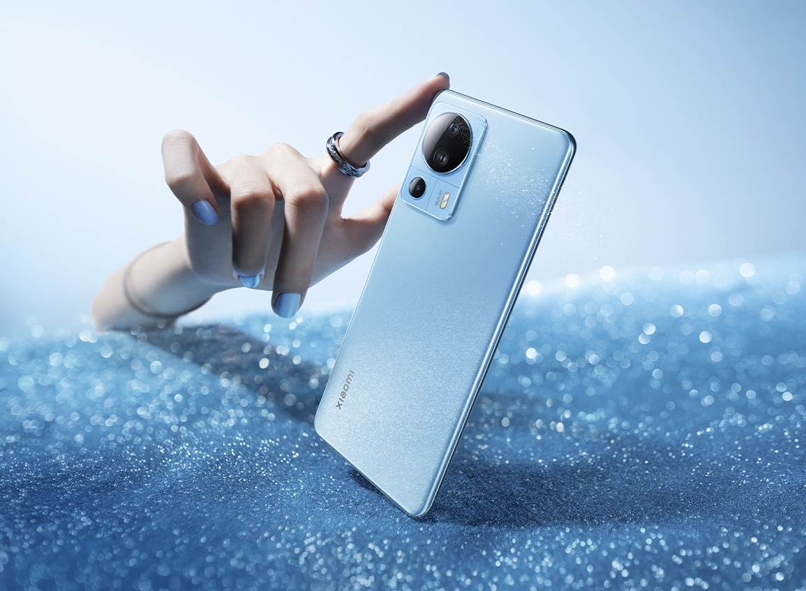 Xiaomi 13 Lite với kiểu dáng mỏng nhẹ, tinh tế