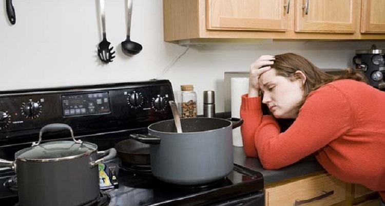 Dấu hiệu nhận biết quạt gió bếp từ không chạy