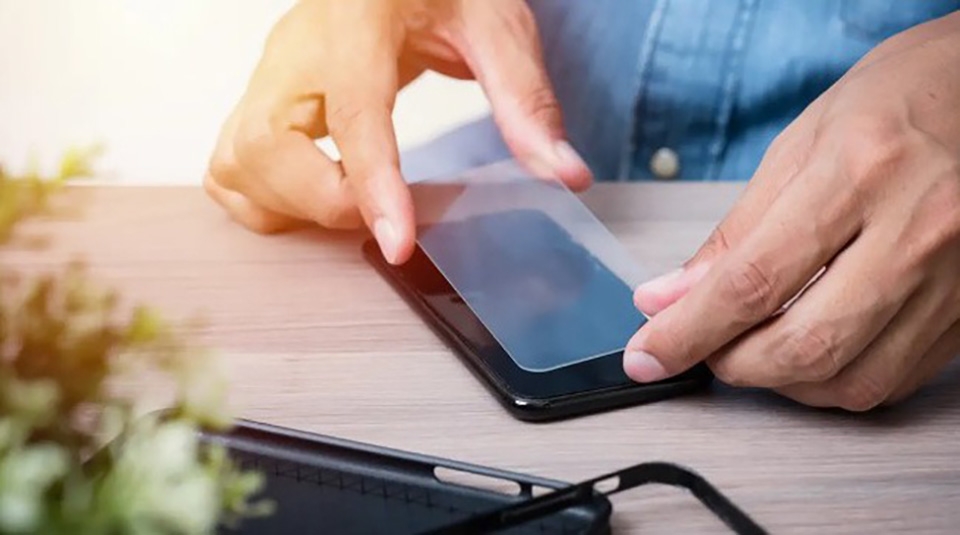 Màn hình iPhone không nhận cảm ứng: Nguyên nhân và cách khắc phục đơn giản, hiệu quả