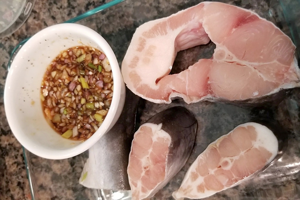 Bước 1: Chuẩn bị nguyên liệu và gia vị