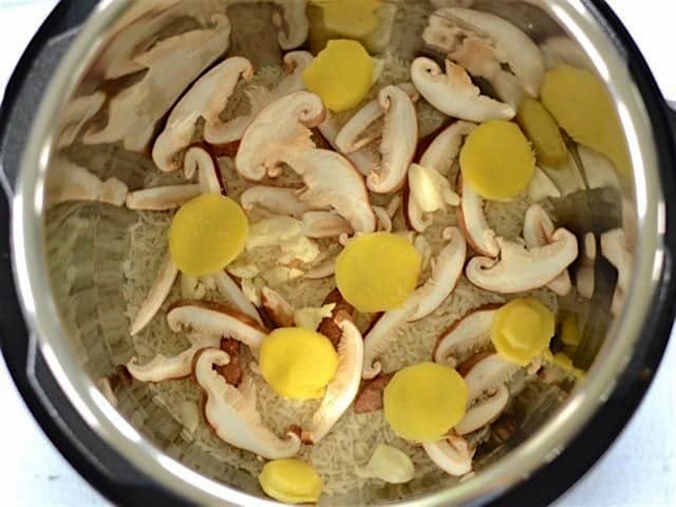 Bước 1: Chuẩn bị nguyên liệu