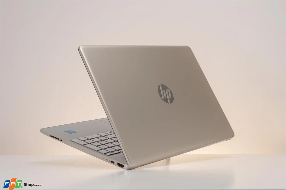 HP 15s fq2711TU