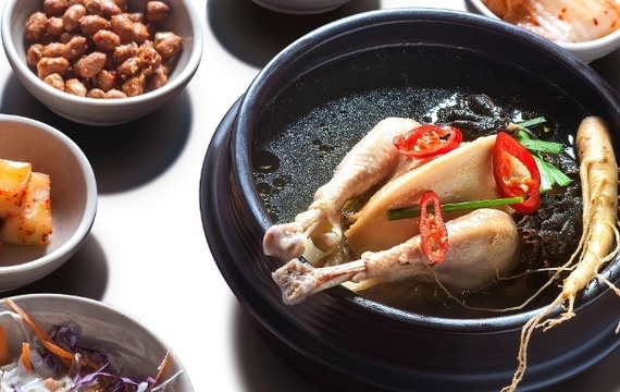 Các món hầm bằng nồi áp suất bao gồm gà hầm