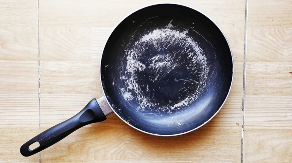 Có nên cho chảo chống dính vào máy rửa bát (Ảnh 3)
