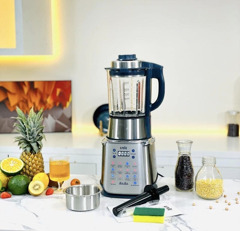 Máy làm sữa hạt Unie V9S - sản phẩm đáng giá đi kèm nhiều tính năng tiên tiến, mang đến những ly sữa thơm ngon ngay tại nhà.