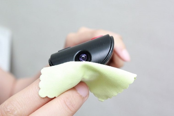 Vệ sinh mắt hồng ngoại