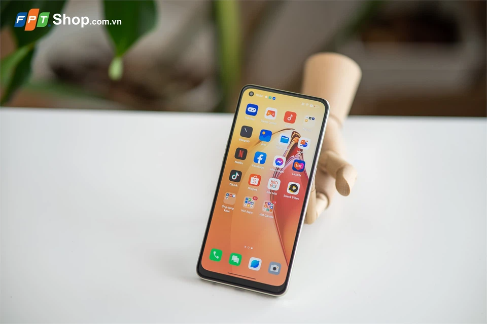 OPPO Reno8 4G: Tự tin thể hiện cá tính, hạnh phúc được là chính mình