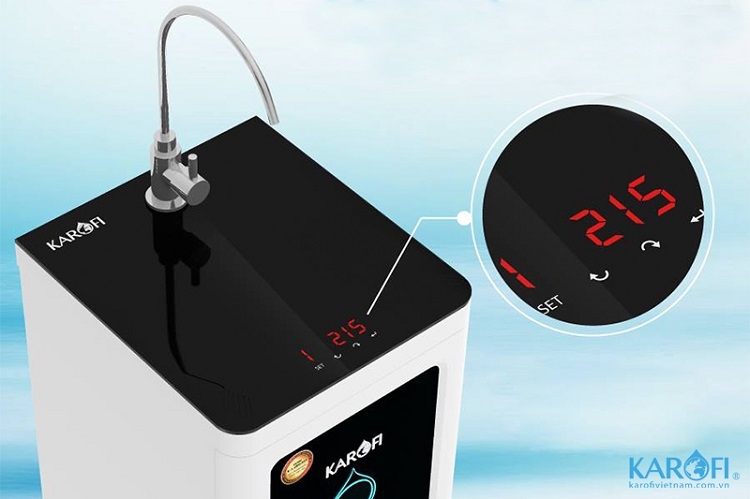 Đèn máy lọc nước Karofi nhấp nháy liên tục trên mặt đồng hồ