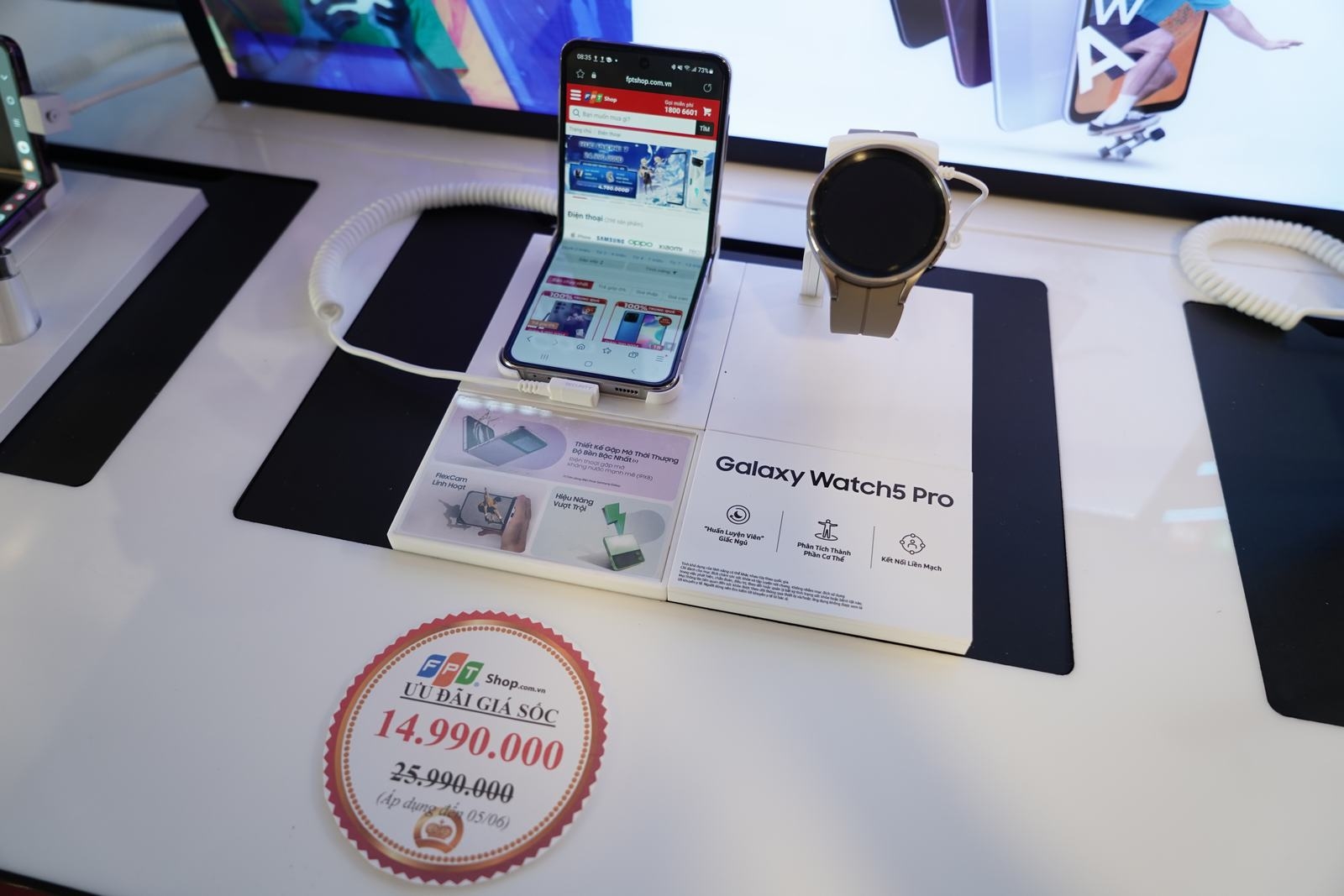 FPT Shop Samsung sự kiện TikTok for Business SMB Vietnam Summit