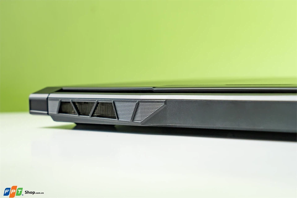 MSI Gaming Alpha 15 B5EEK-203VN