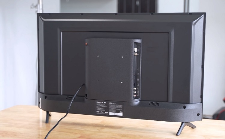 trên tay Xiaomi Mi TV A2 32 inch