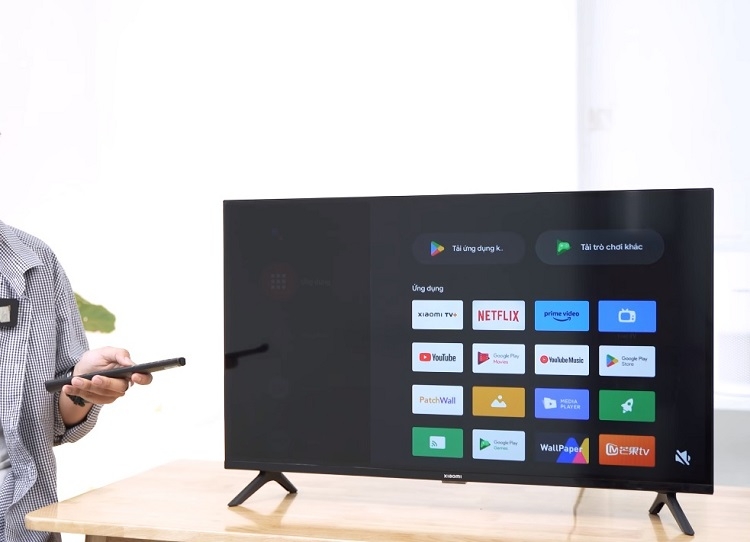 trên tay tivi Xiaomi Mi A2 32 inch