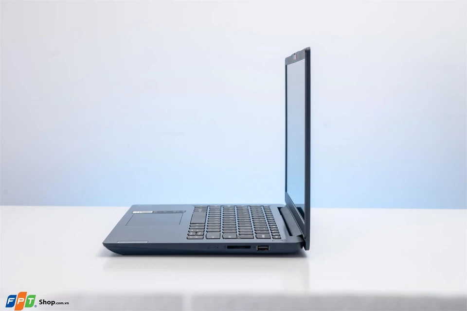 Lenovo IdeaPad 3 14IAU7