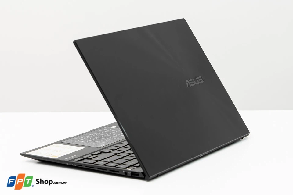 Asus Zenbook UM5401QA-KN053W