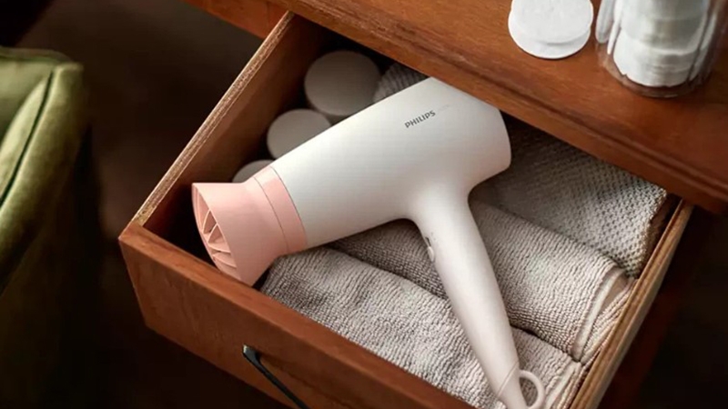 Cách xử lý khi máy sấy tóc có mùi khét (Ảnh 5)