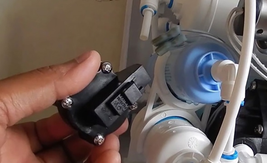 Cách&nbsp;tự&nbsp;sửa van áp cao máy lọc nước&nbsp;tại nhà