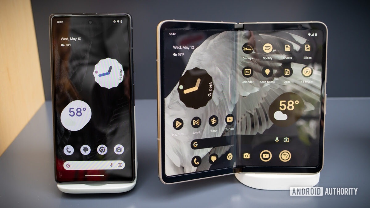 So sánh Samsung Galaxy Z Fold5 và Google Pixel Fold - thiết kế