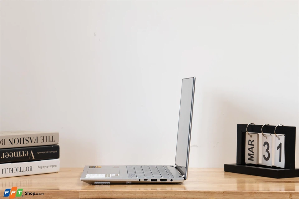 Asus Vivobook Flip TN3402YA-LZ026W